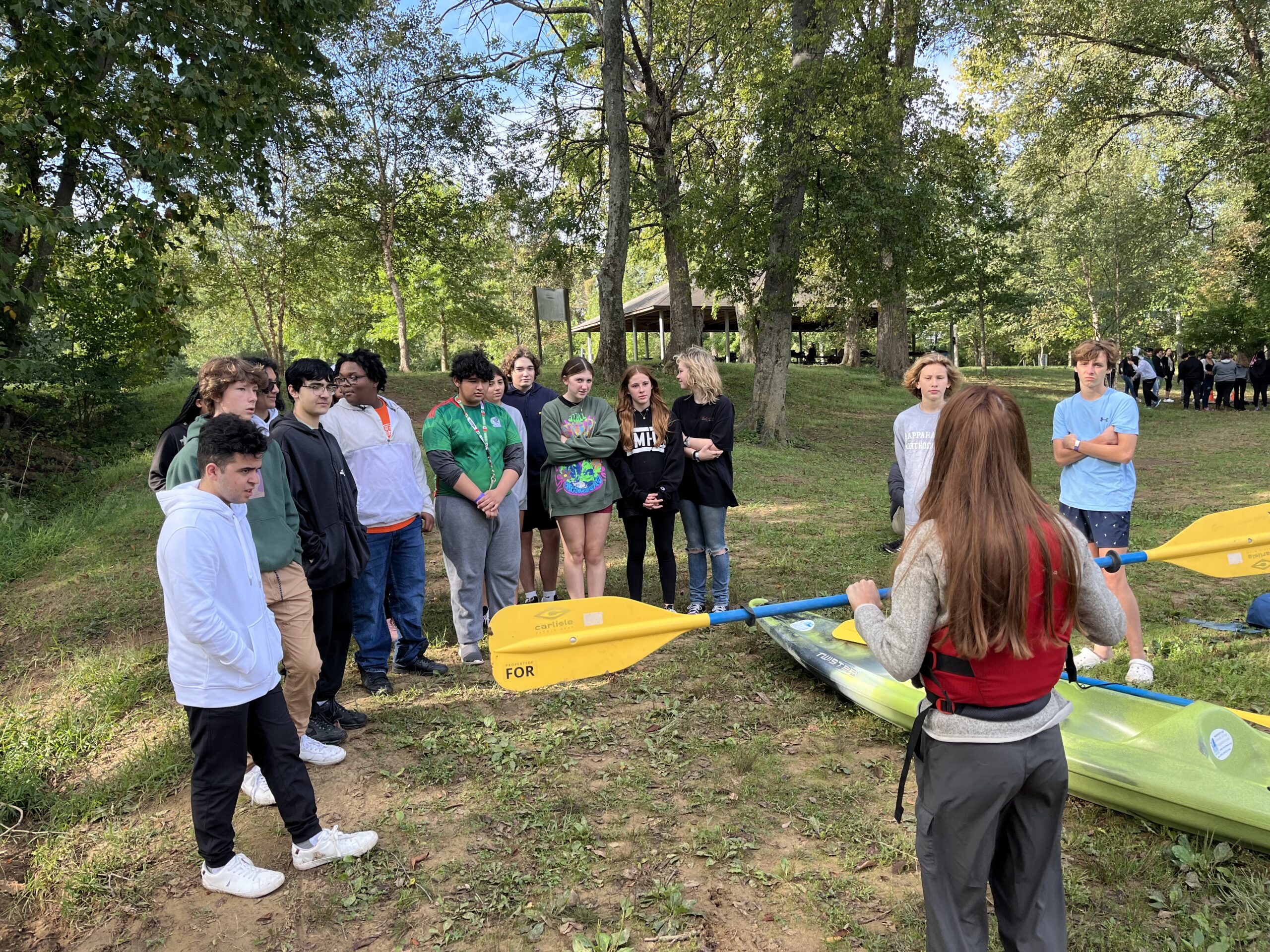 JM Old Mill Park Field Trip /MWEE FOR Educator explains how to use a paddle to kayak